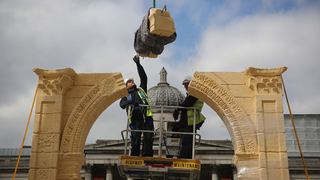 Replica of Syria's Arch of Triumph Built in London From 3D Scans